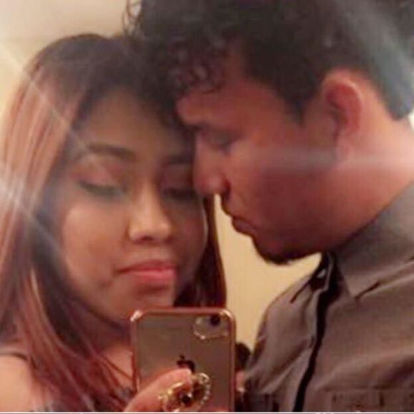 Meet your Posher, Itzel - Picture 1 of 1